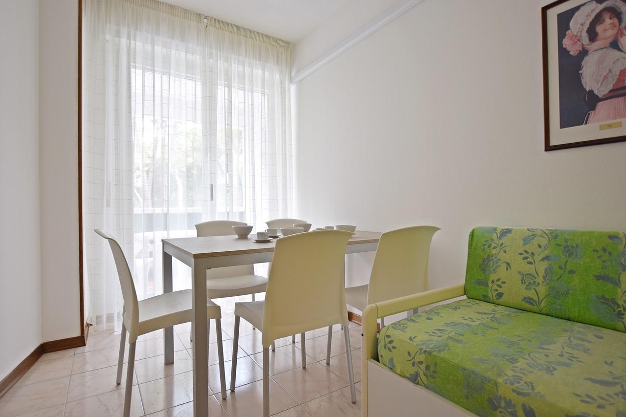 Condominio Luna 1 Lignano Sabbiadoro Eksteriør billede